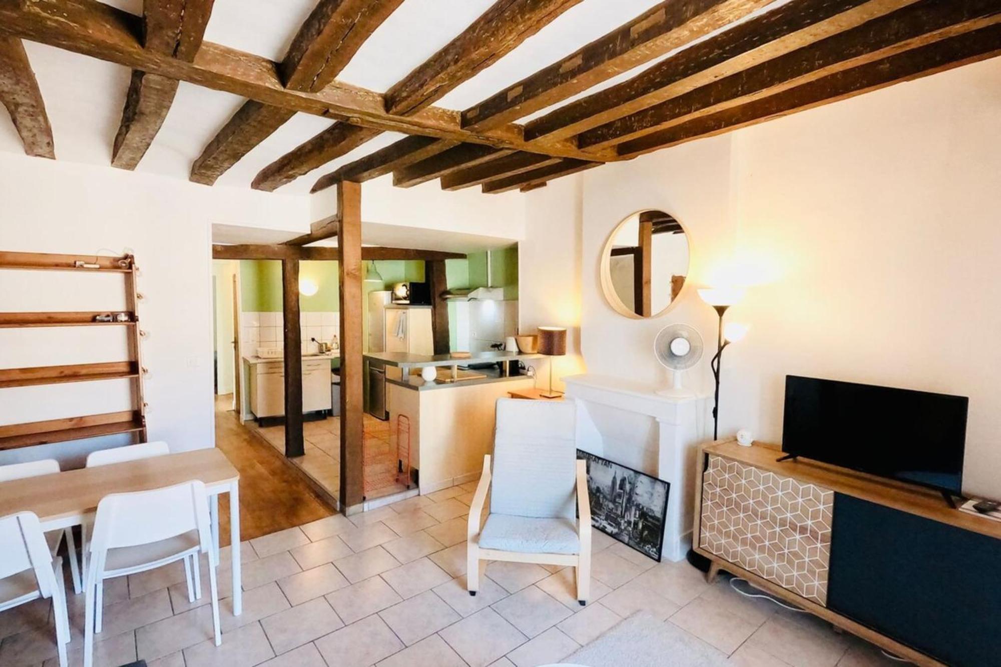 Fontainebleau Rue Grande - Chez Alexis Apartment Exterior photo
