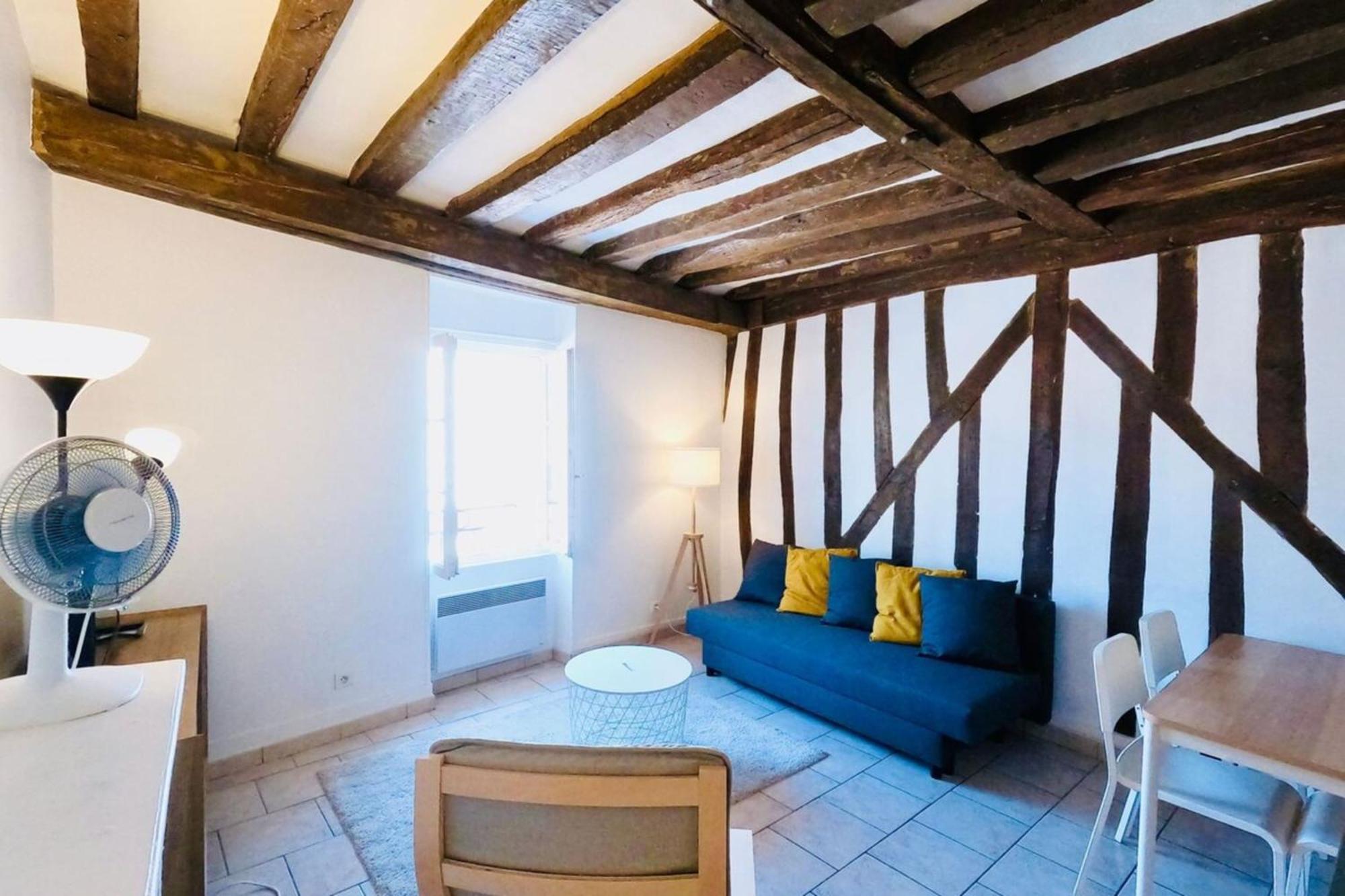 Fontainebleau Rue Grande - Chez Alexis Apartment Exterior photo